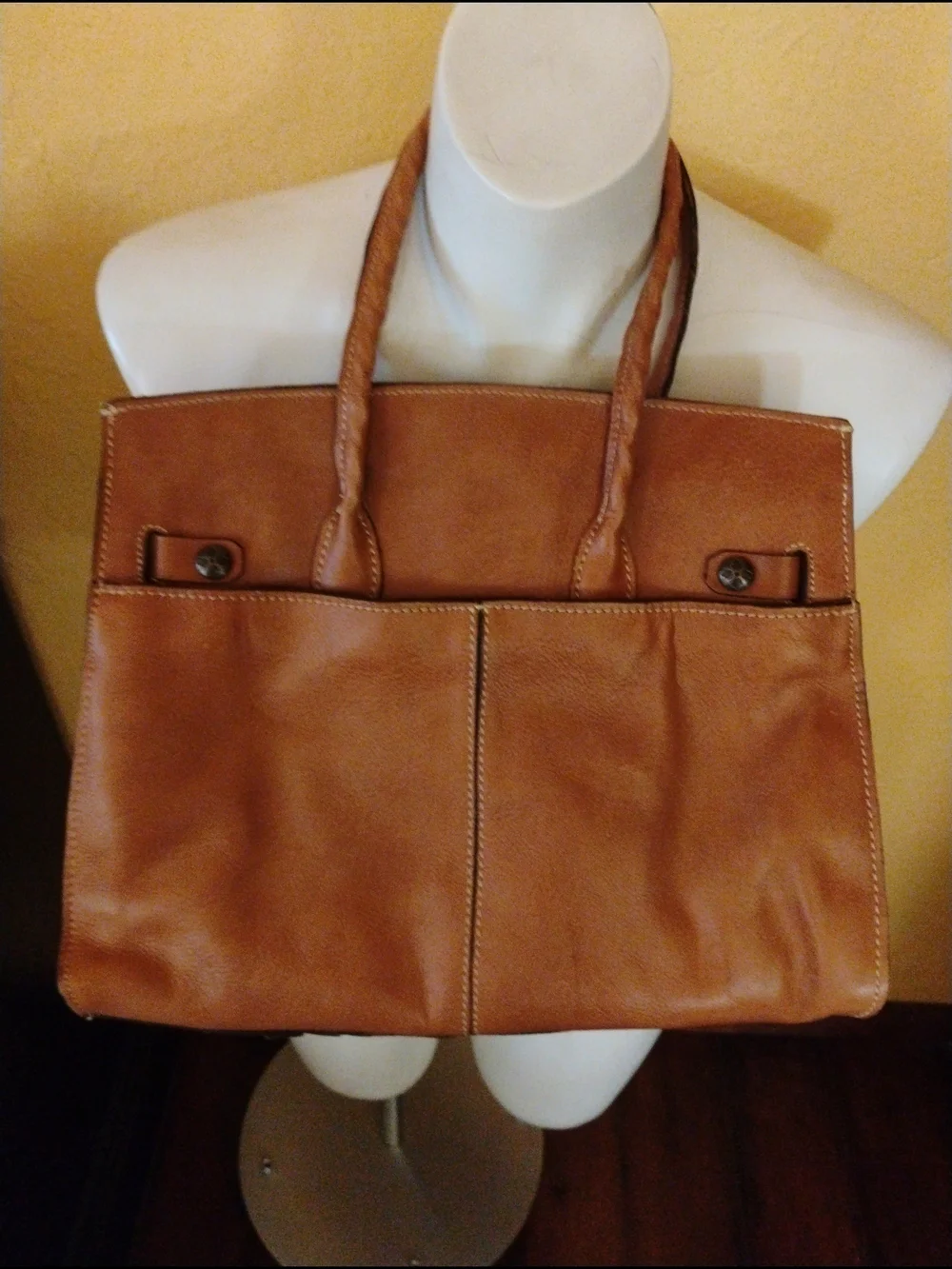 Patricia Nash Classic Tan Leather Tote Bag with Brass Lock